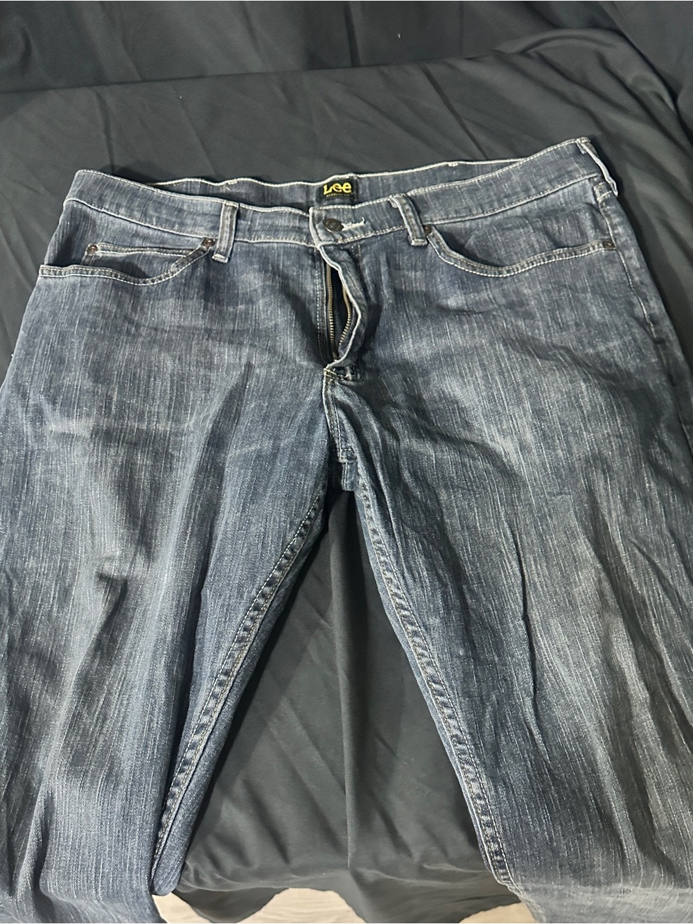 Lee Men’s Dark Wash Blue Jeans - Classic Straight Fit-size 36x30-#627